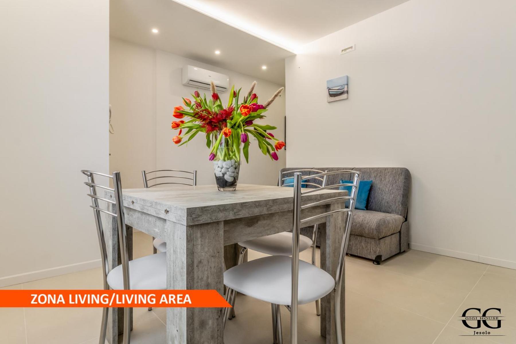 Gigi House -Appartamento Piazza Mazzini- 200M Dal Mare Lido di Jesolo Exteriör bild