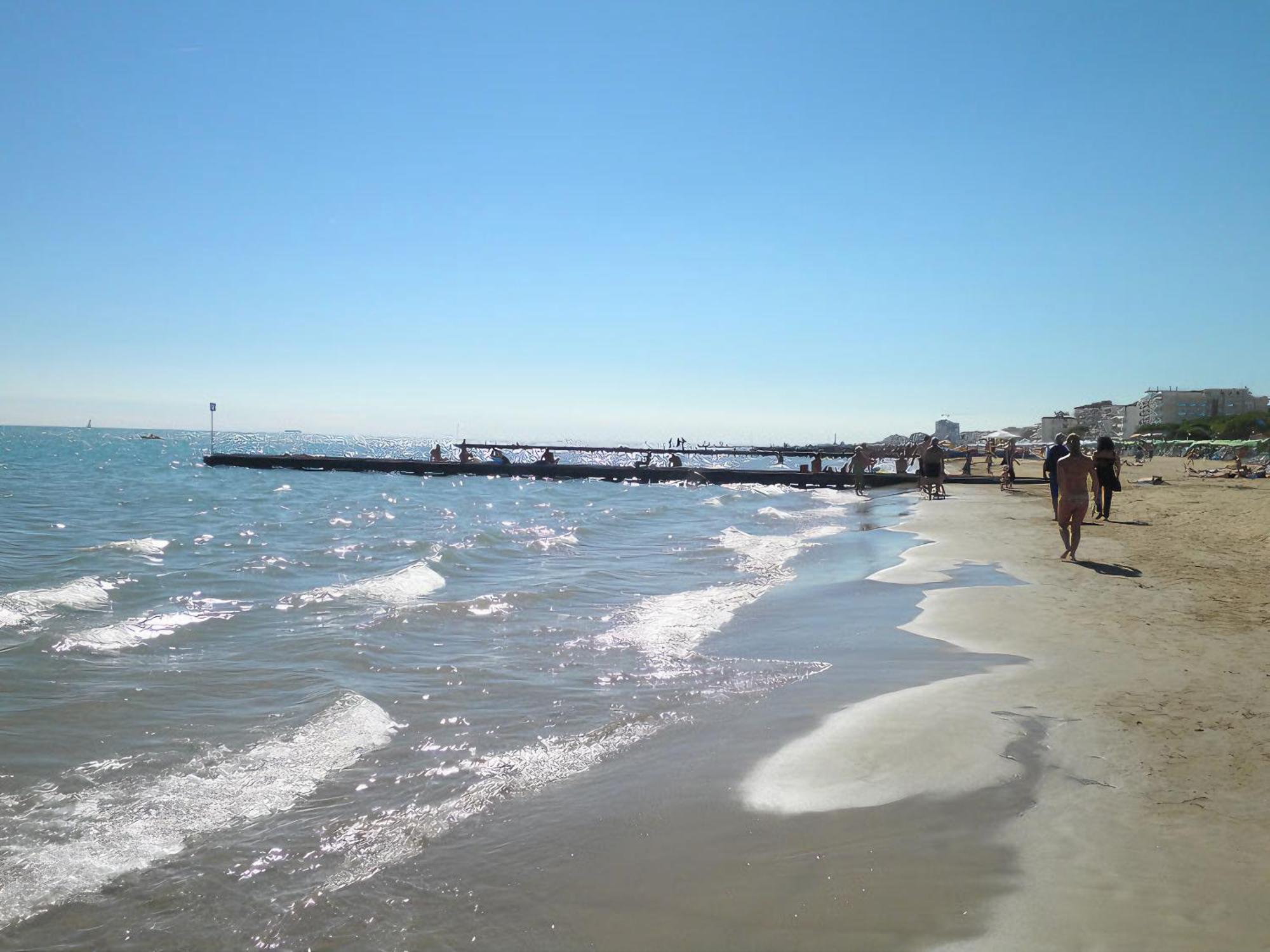 Gigi House -Appartamento Piazza Mazzini- 200M Dal Mare Lido di Jesolo Rum bild